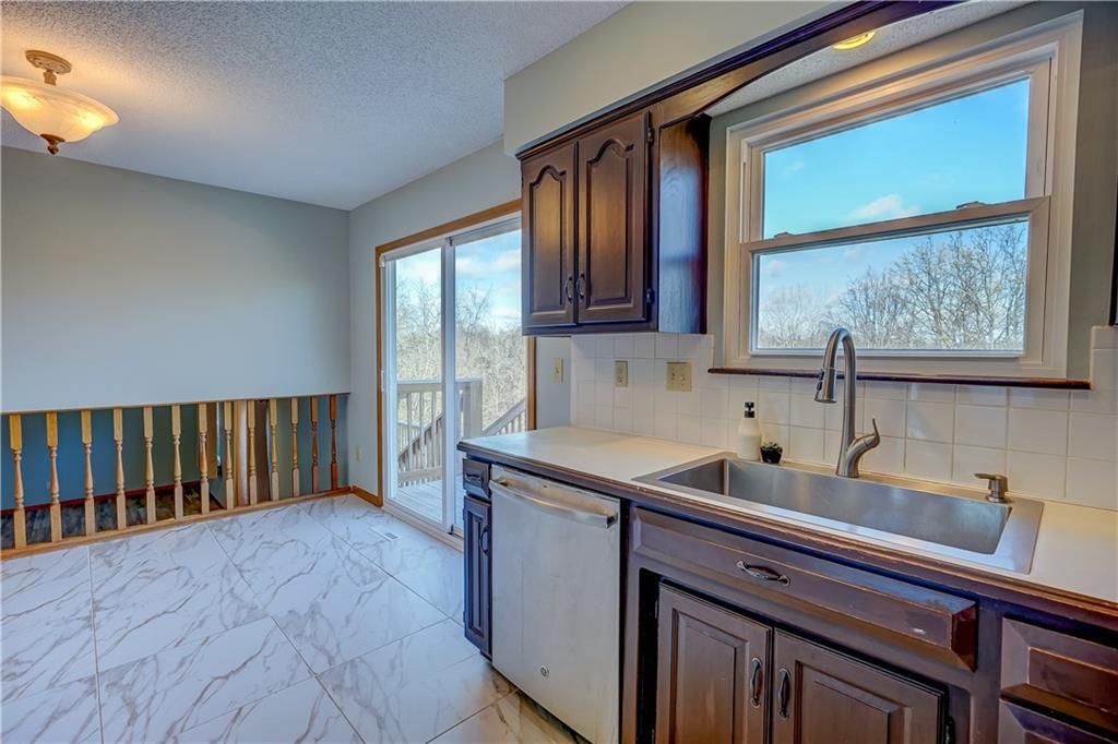 2501 NE Dale Hunter Trail — photo 15