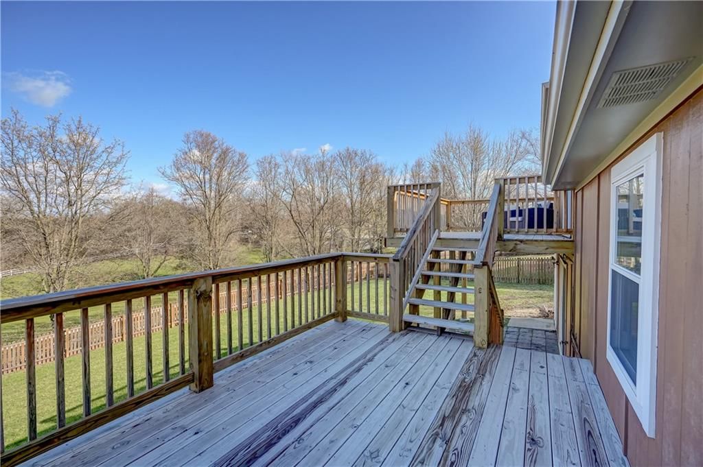 2501 NE Dale Hunter Trail — photo 23