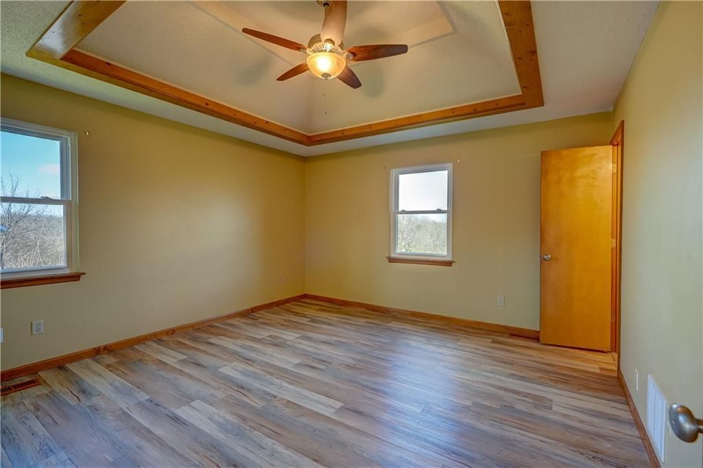 2501 NE Dale Hunter Trail — photo 30