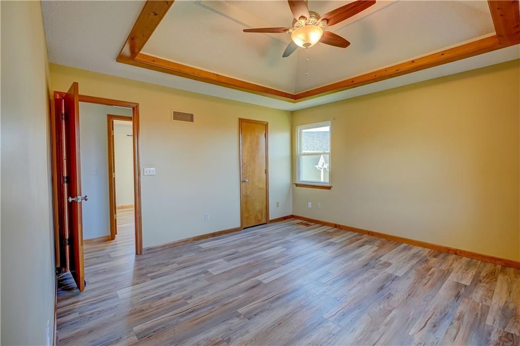 2501 NE Dale Hunter Trail — photo 31