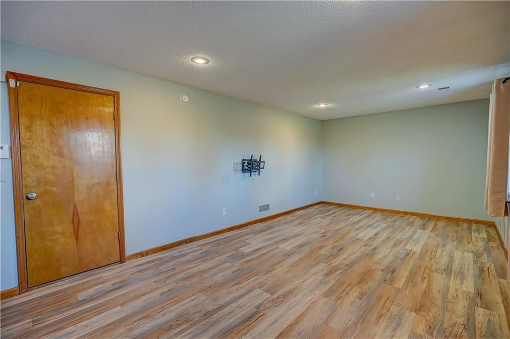 2501 NE Dale Hunter Trail — photo 35