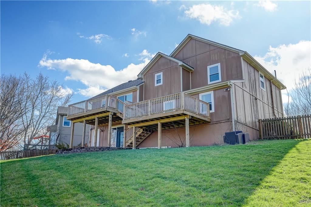 2501 NE Dale Hunter Trail — photo 50
