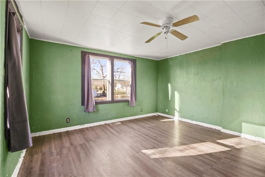 603 E Myrtle Street — photo 17