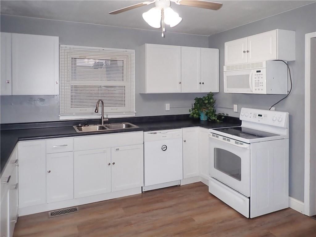 4245 N Lister Avenue — photo 9