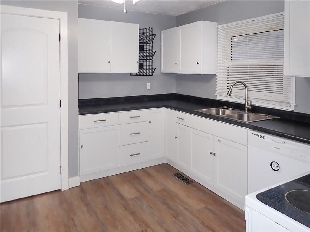 4245 N Lister Avenue — photo 10