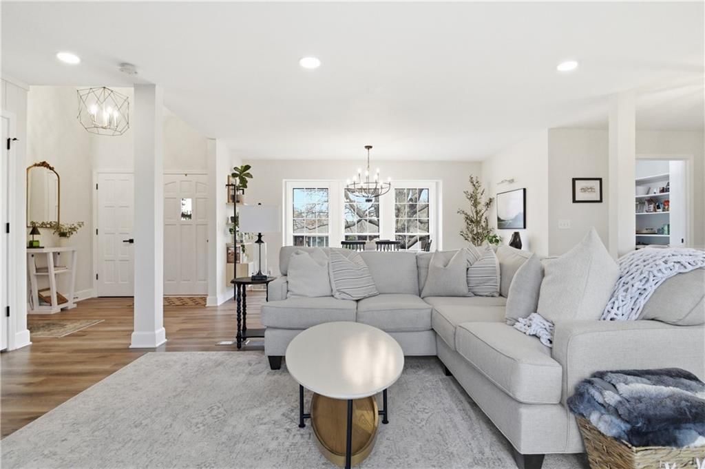 9809 W 103rd Terrace — photo 11