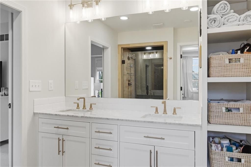9809 W 103rd Terrace — photo 33
