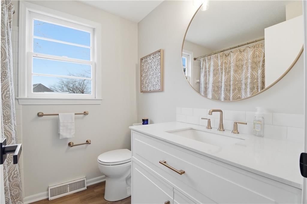 9809 W 103rd Terrace — photo 39