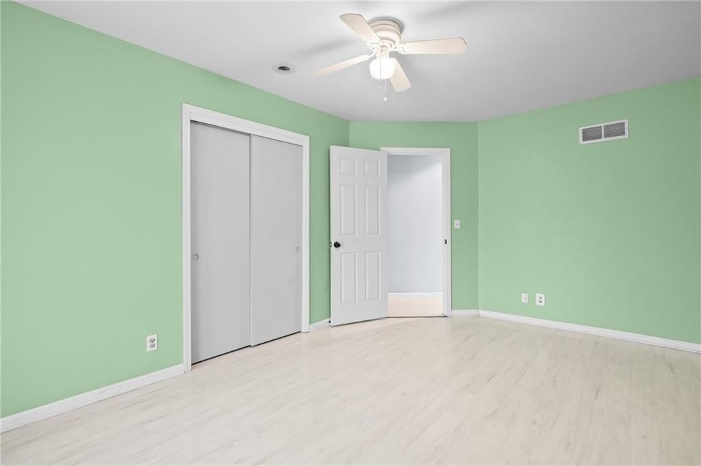 1818 E 152ND Terrace — photo 18