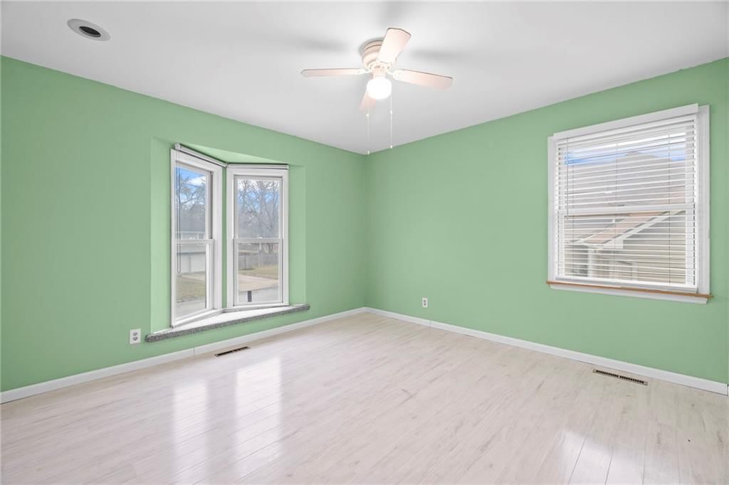 1818 E 152ND Terrace — photo 20