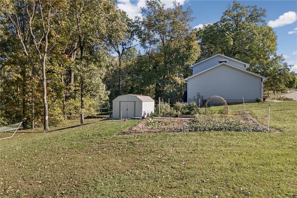 1003 Adam Drive — photo 2