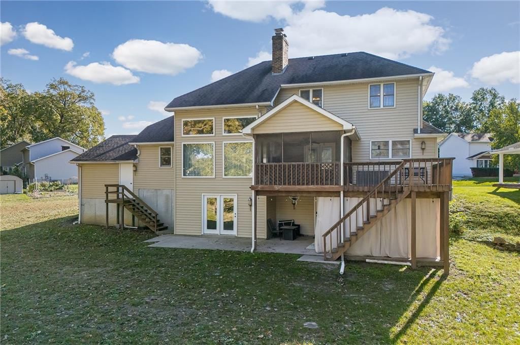 1003 Adam Drive — photo 3