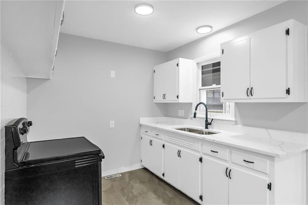 819 S Main Street — photo 9