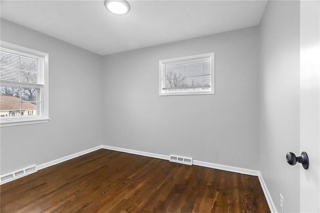 819 S Main Street — photo 13