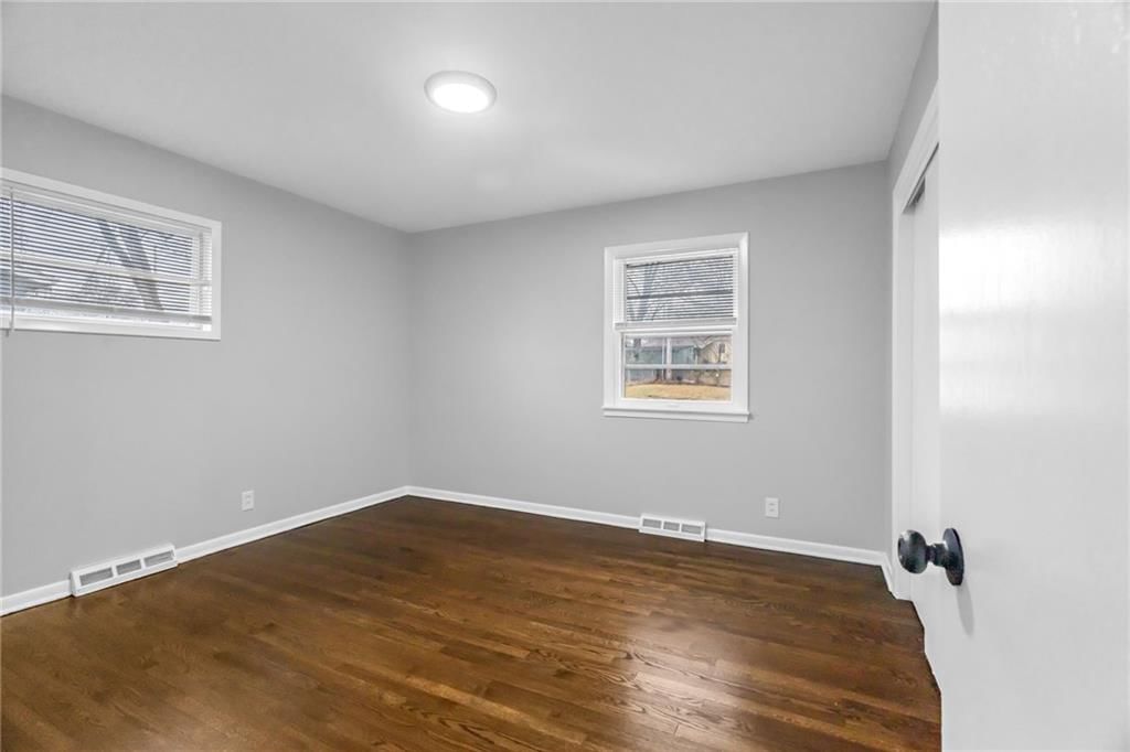 819 S Main Street — photo 15
