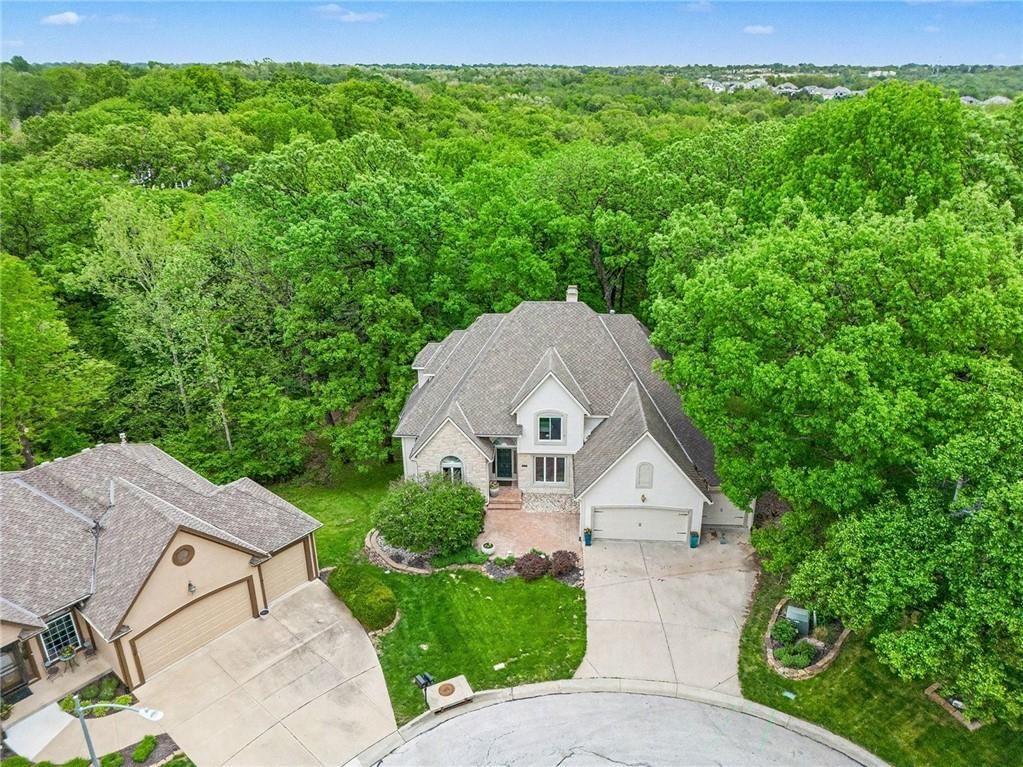 5529 Sleepy Hollow Drive — photo 2