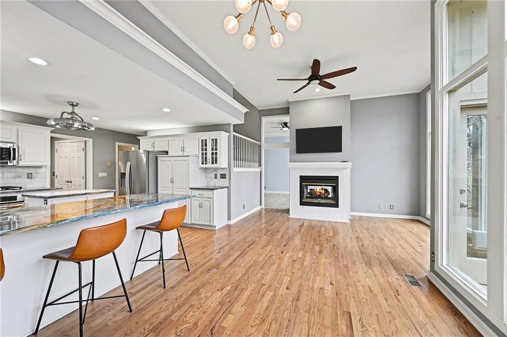 5529 Sleepy Hollow Drive — photo 11