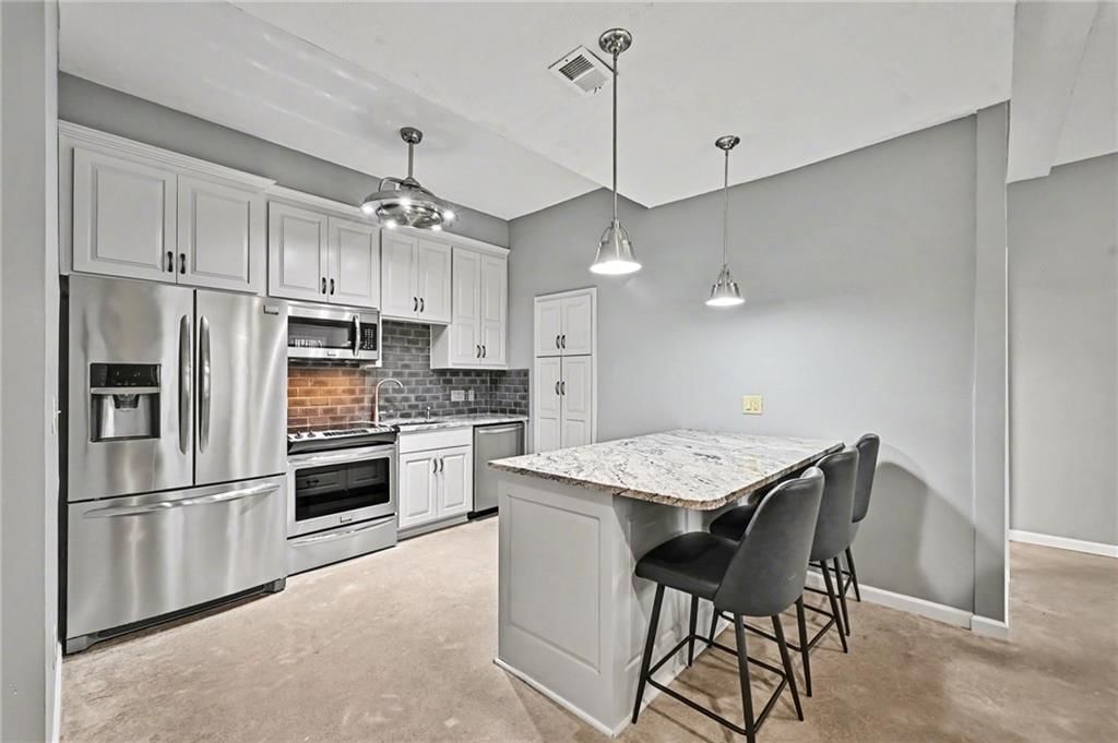5529 Sleepy Hollow Drive — photo 24