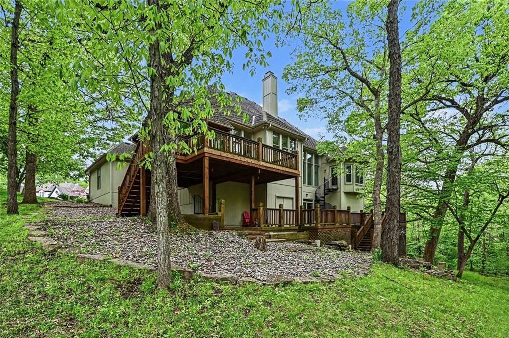 5529 Sleepy Hollow Drive — photo 38