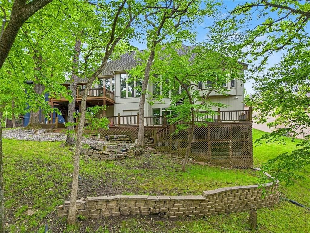 5529 Sleepy Hollow Drive — photo 40
