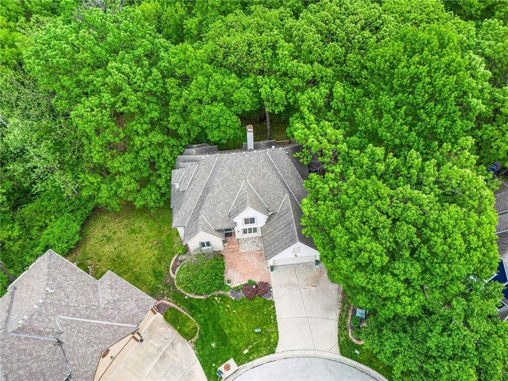 5529 Sleepy Hollow Drive — photo 55
