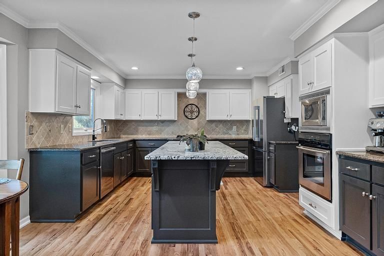 4024 W 124th Street — photo 9