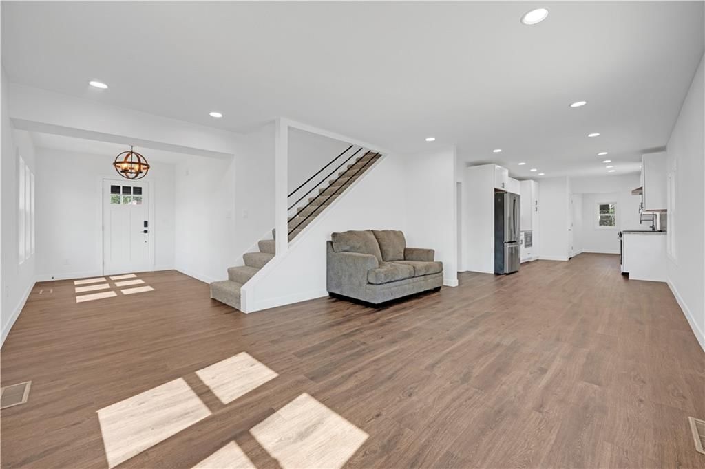 100 N Olive Street — photo 27