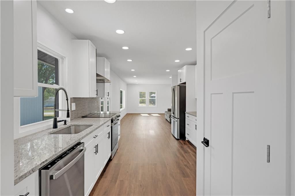 100 N Olive Street — photo 40