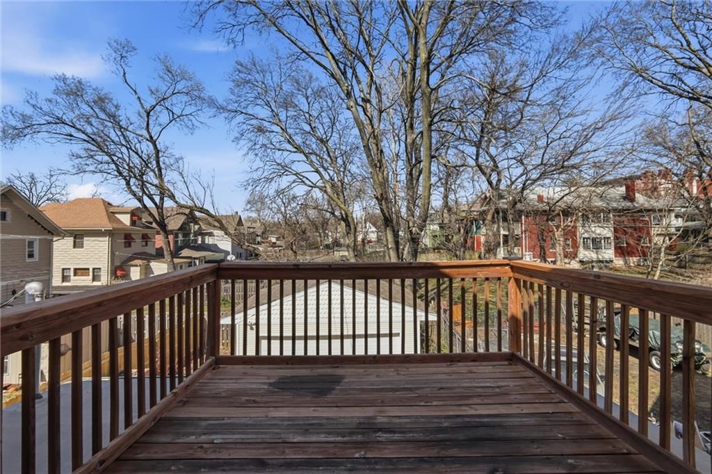 808 E 33rd Street — photo 32
