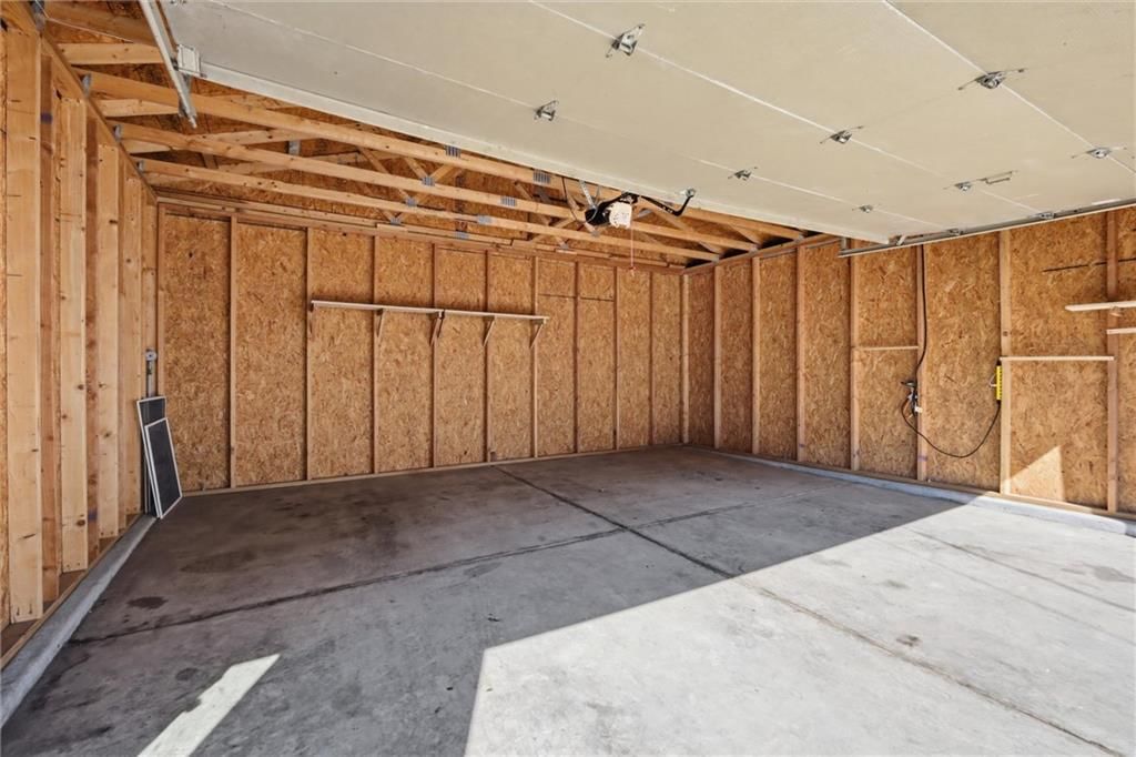 808 E 33rd Street — photo 39