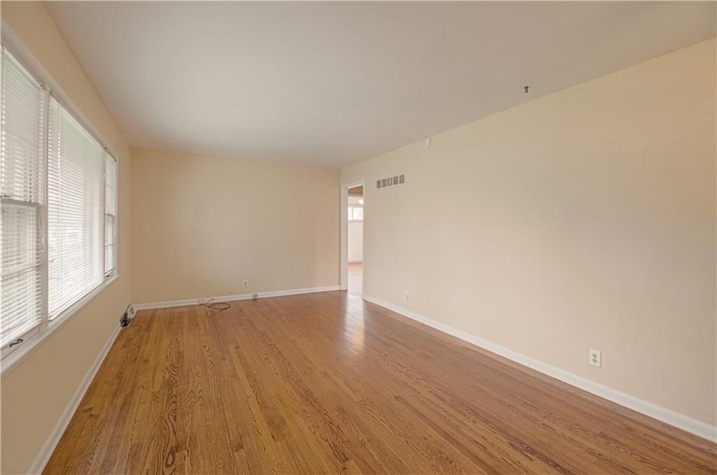 8413 Kentucky Avenue — photo 4