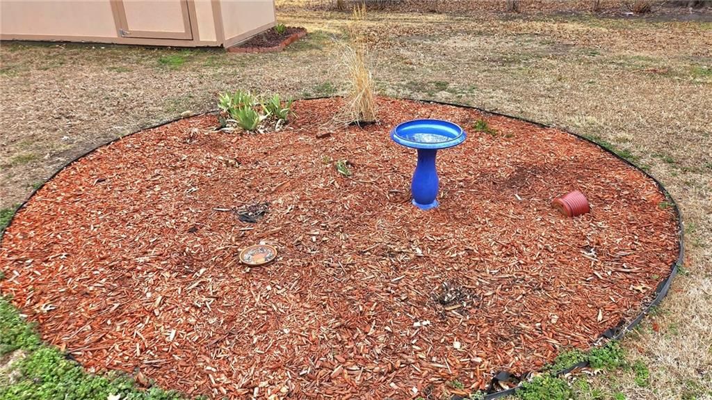 303 Clay Street — photo 11