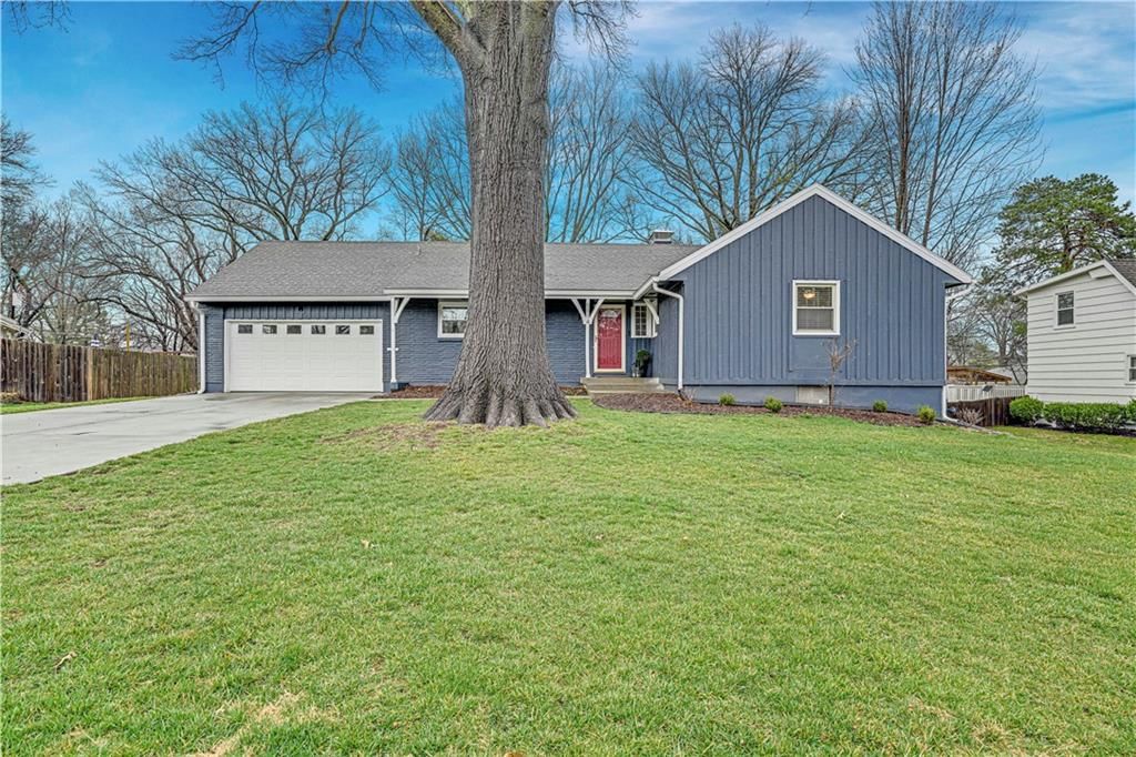 5814 W 84th Terrace, Overland Park, KS