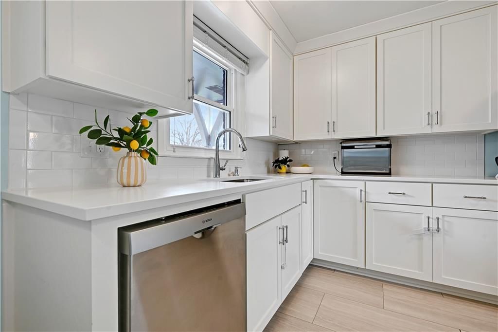 5814 W 84th Terrace — photo 7