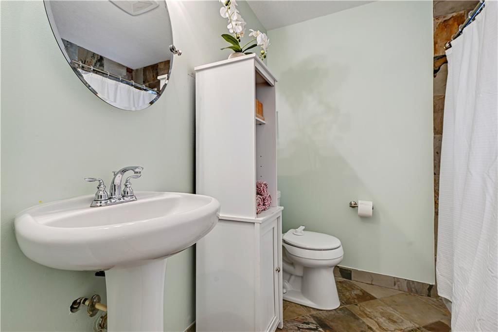 5814 W 84th Terrace — photo 20