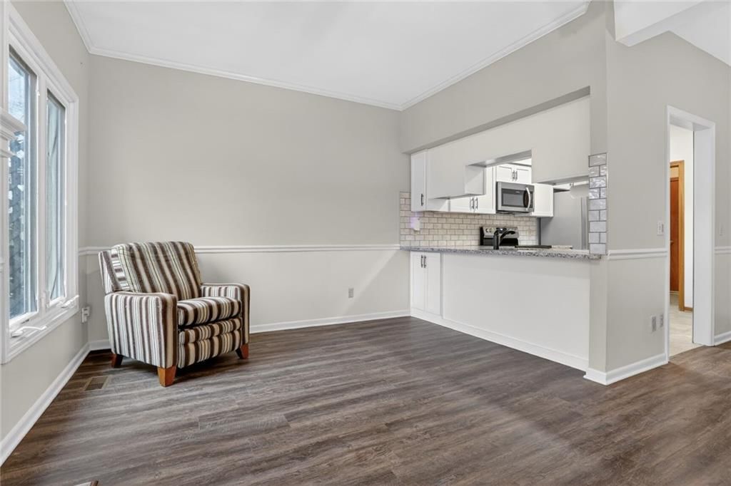 8247 NW Barrybrooke Court — photo 7