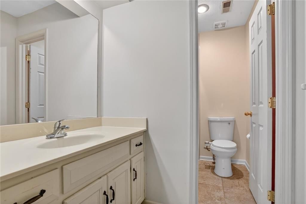 8247 NW Barrybrooke Court — photo 15