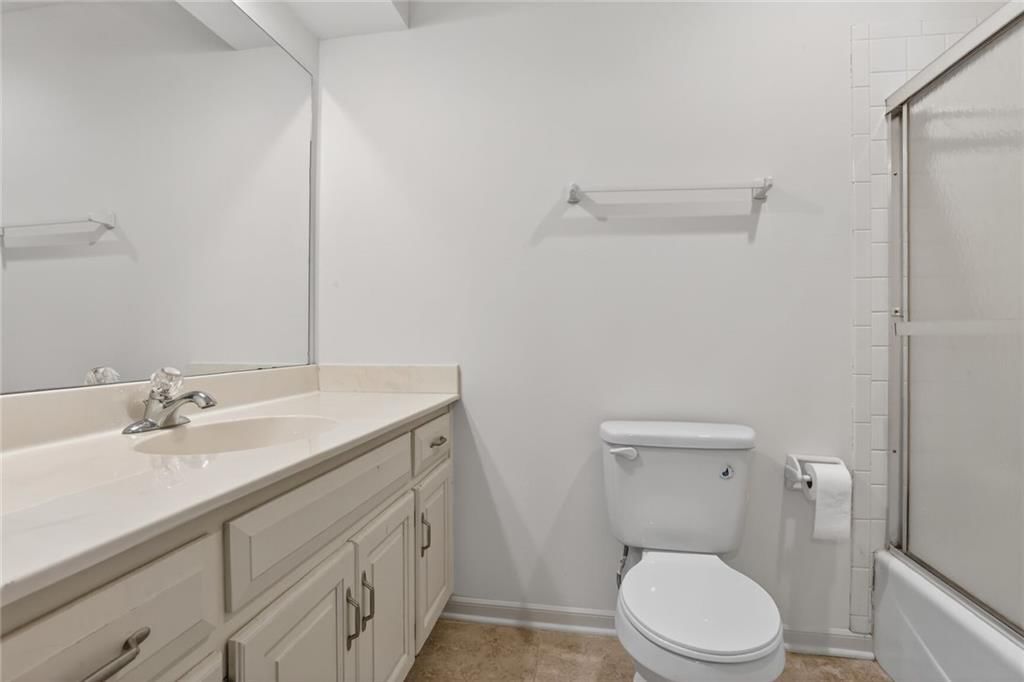 8247 NW Barrybrooke Court — photo 18