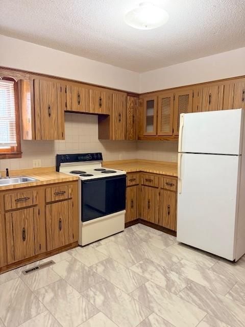 1017 E 14th Street — photo 15
