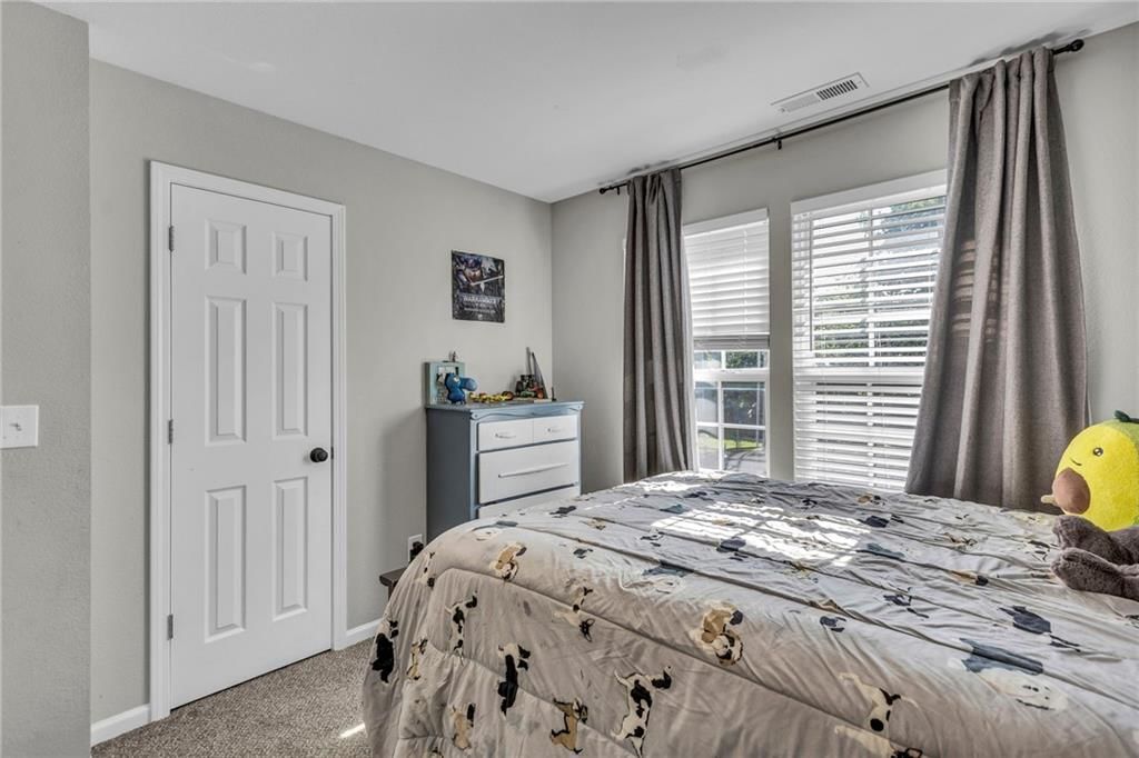408 Eisenhower Road — photo 15