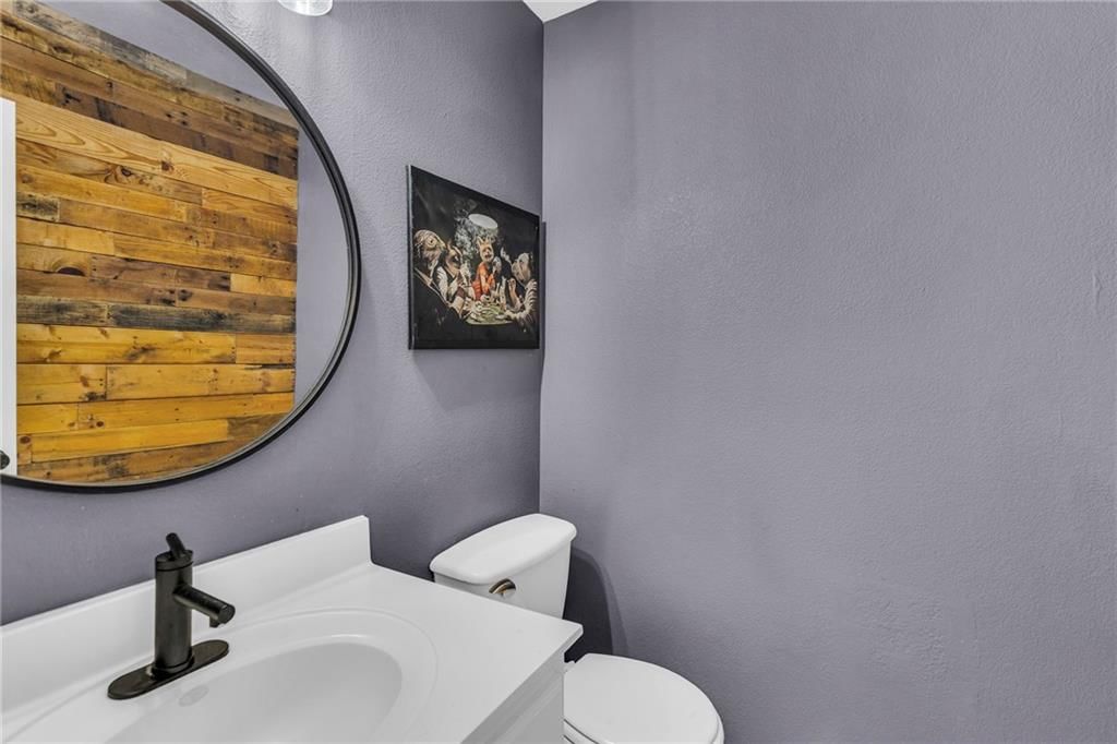 408 Eisenhower Road — photo 17