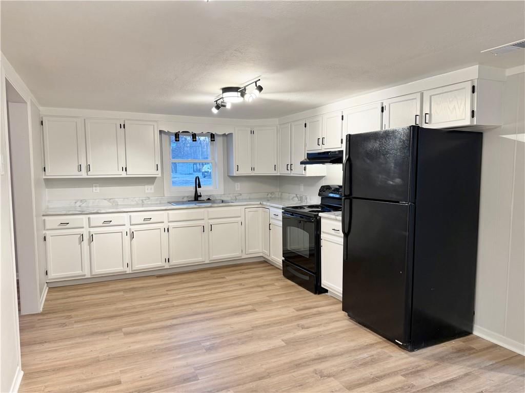 308 W Pine Street — photo 9