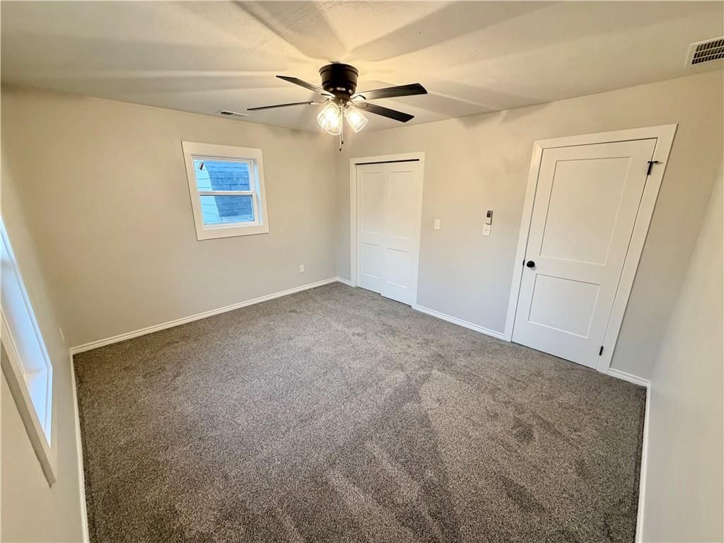 308 W Pine Street — photo 16