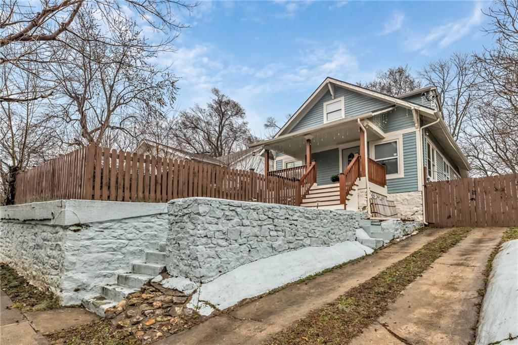 419 Wallace Avenue — photo 3