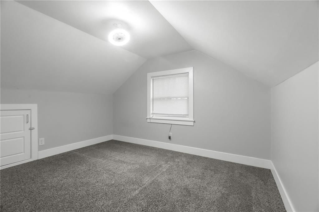 419 Wallace Avenue — photo 16