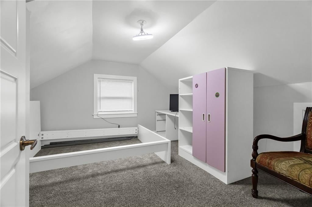 419 Wallace Avenue — photo 17