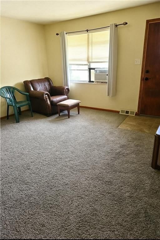 524 E Walnut Street — photo 4