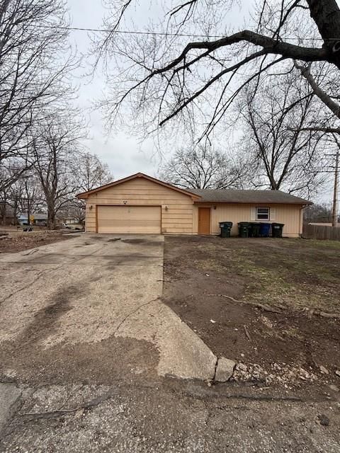 1715 W 25th Street — photo 2