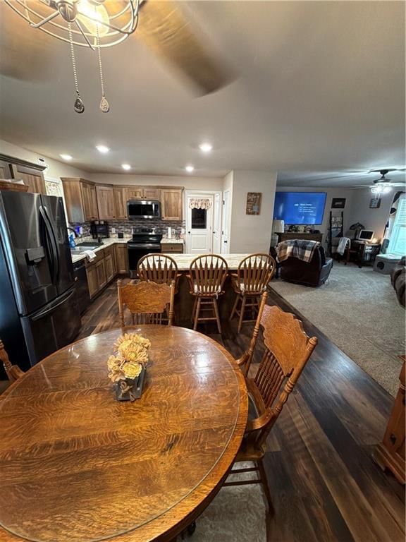 106 S PRESTON Street — photo 12