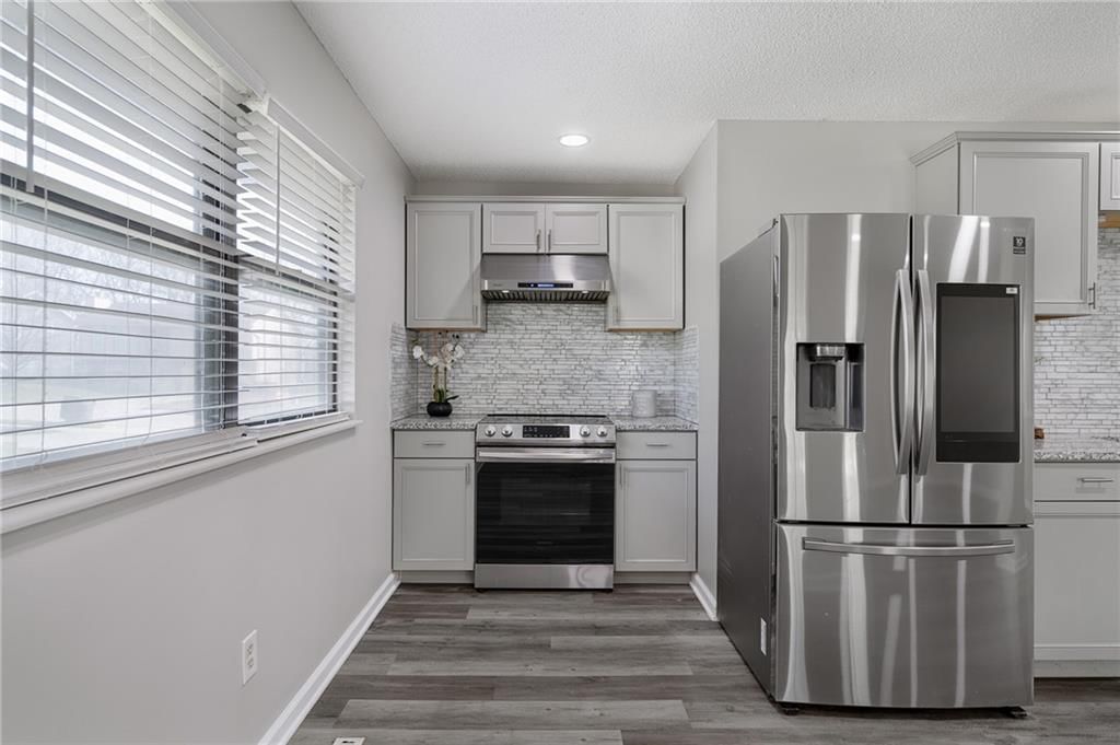 13020 S Brougham Drive — photo 3